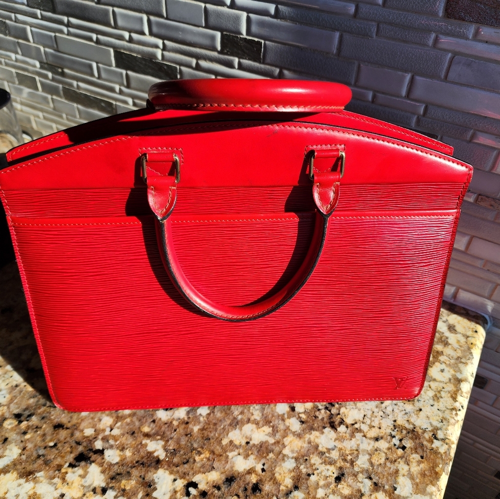 Authentic Vintage Louis Vuitton Epi Riviera Bag - Picture 4 of 15